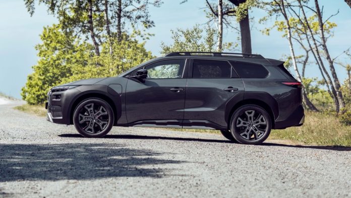 Subaru E Outback sivusta Kuva Subaru (2)